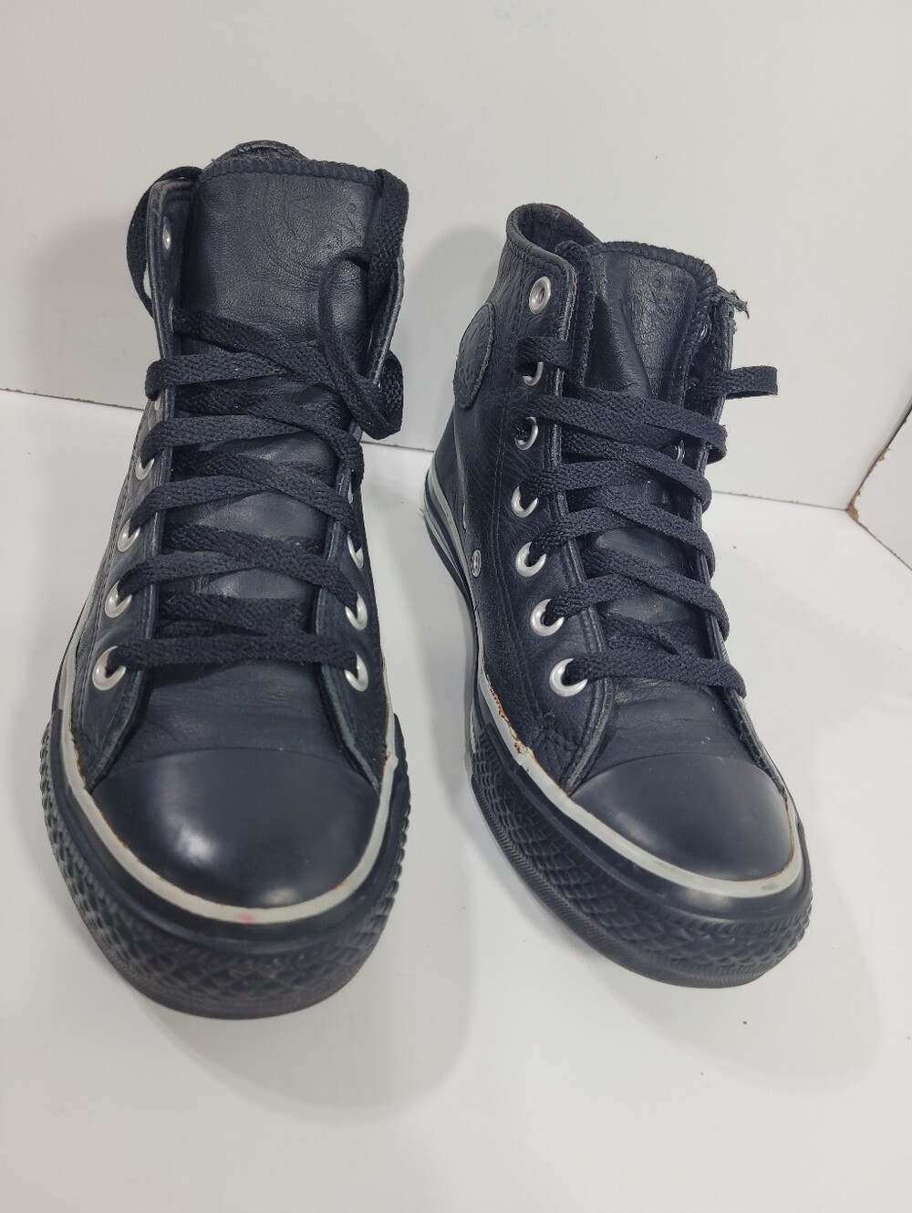 Converse Chuck Taylor All Star Black Leather High Top Sneakers Women's Size 6